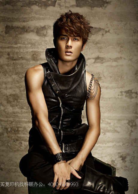 吳克群 壓力過(guò)大突發(fā)性失聰 柯尼卡美能達(dá)復(fù)印機(jī)助力抗壓