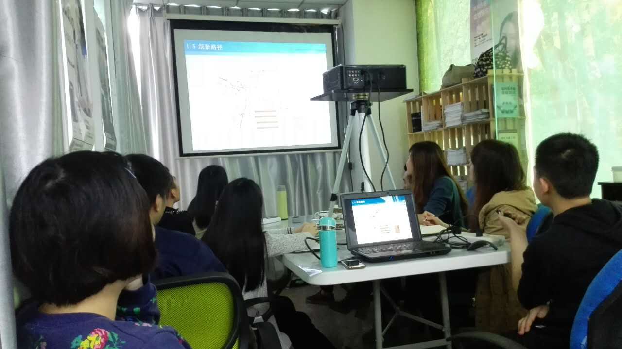 提升自我 記2016-3-19科頤辦公培訓新品柯尼卡美能達C368復印機