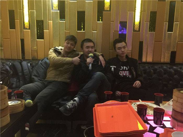 柯尼卡美能達(dá)復(fù)印機(jī)彩印記錄3月科頤壽星生日會