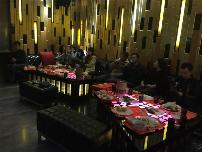 柯尼卡美能達(dá)復(fù)印機(jī)彩印記錄3月科頤壽星生日會