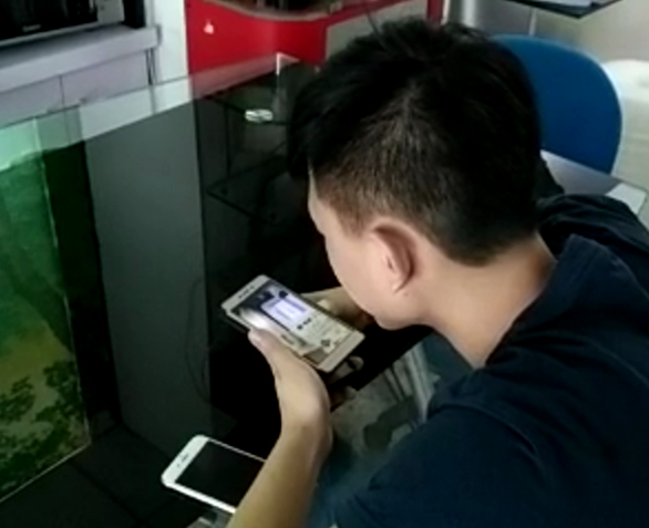 科頤辦公蔡工視頻教客戶處理柯尼卡美能達bizhub423復印機卡紙問題