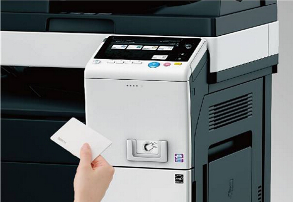 柯尼卡美能達刷卡認證解決方案 刷卡認證后再輸出